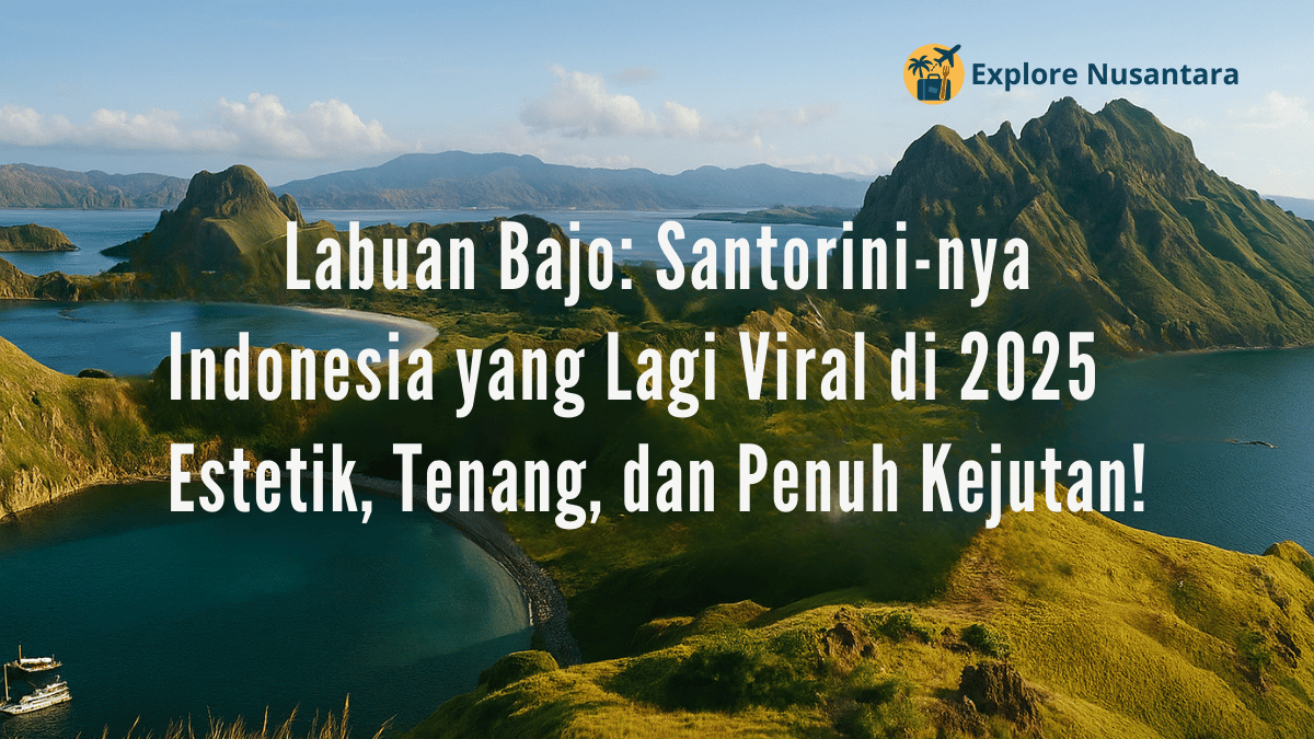 Pemandangan Labuan Bajo saat senja dengan perahu nelayan