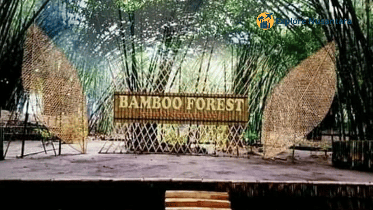 Tempat healing viral 2025 Jalur bambu rimbun di Hutan Bambu Lumajang yang menyerupai suasana Arashiyama Jepang